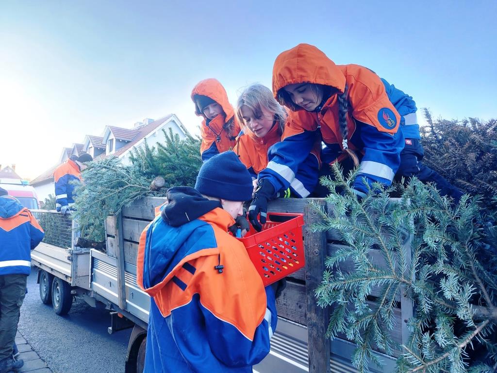 JF BSS Weihnachtsbaum Einsammeln 2025 052