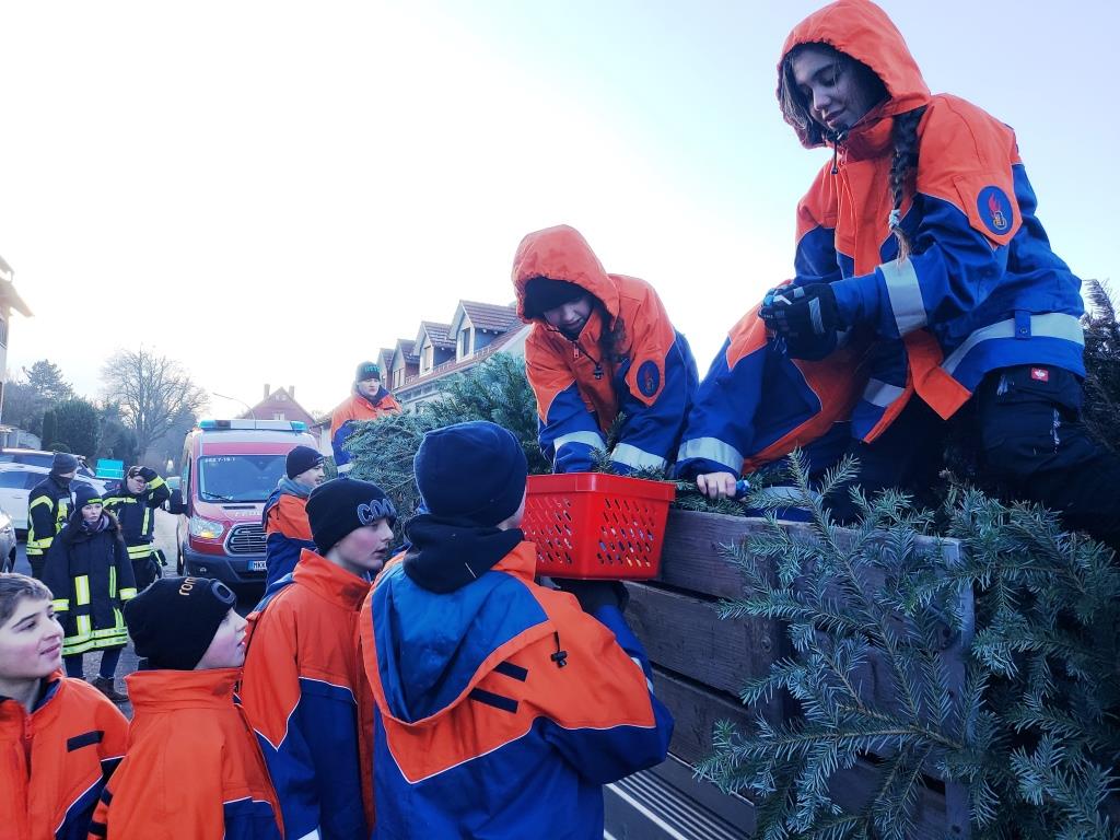 JF BSS Weihnachtsbaum Einsammeln 2025 053