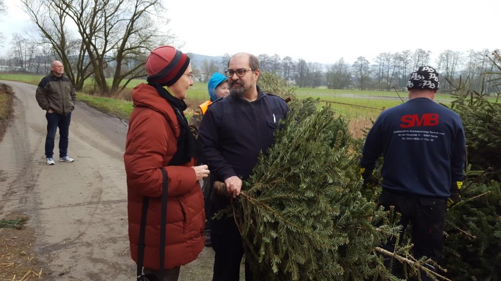 JF Aktion Weihnachtsbaum Einsammeln 2018 005