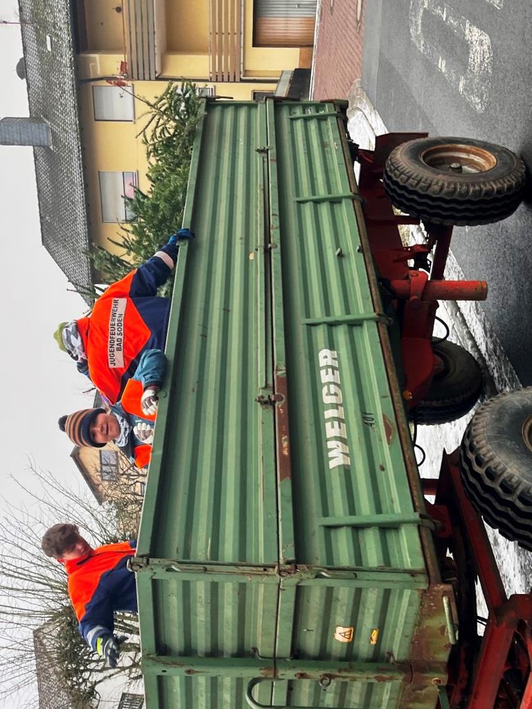 JF BSS Weihnachtsbaum Einsammeln 2024 021
