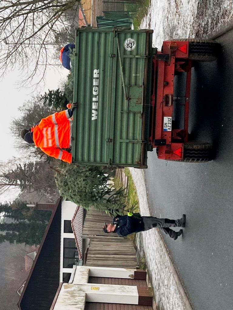 JF BSS Weihnachtsbaum Einsammeln 2024 023