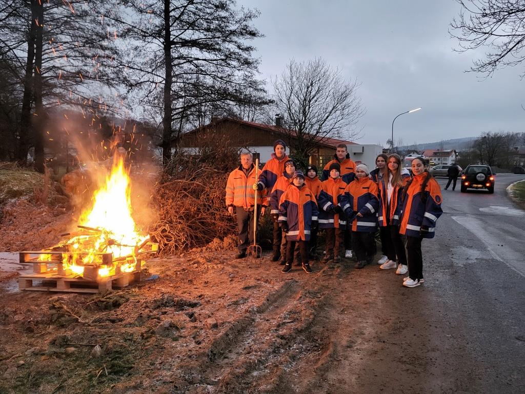 JF BSS Weihnachtsbaum Einsammeln 2024 042