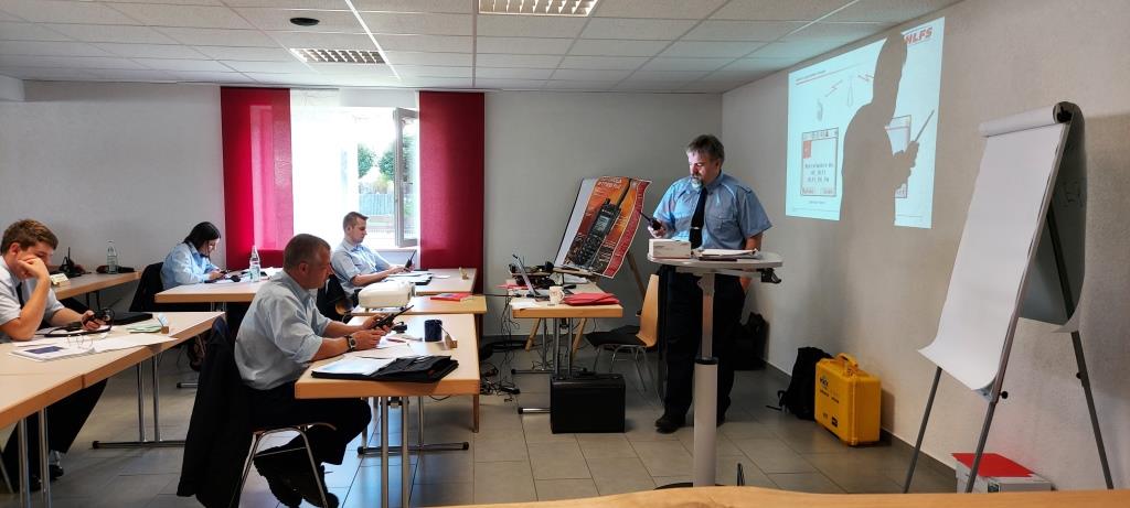 FF MKK Sprechfunklehrgang Salmuenster 2021 013