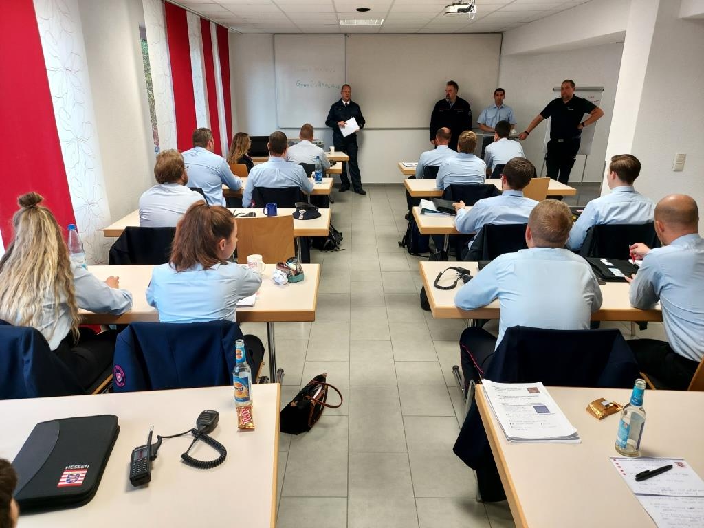 FF MKK Sprechfunklehrgang Salmuenster 2022 007