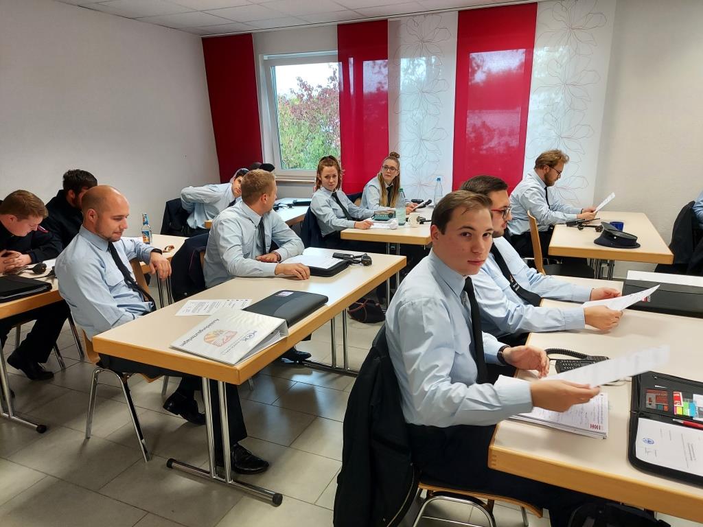FF MKK Sprechfunklehrgang Salmuenster 2022 013