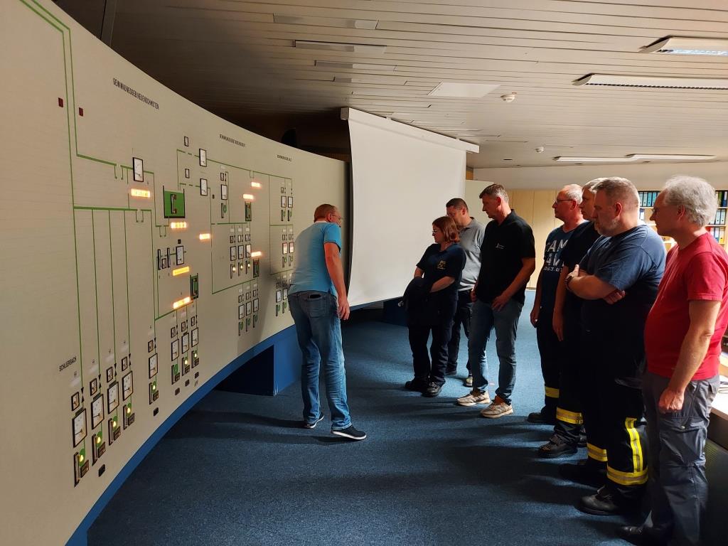 FF BSS Ortsbesichtigung Wasserverband Kinzig Neudorf 2024 026
