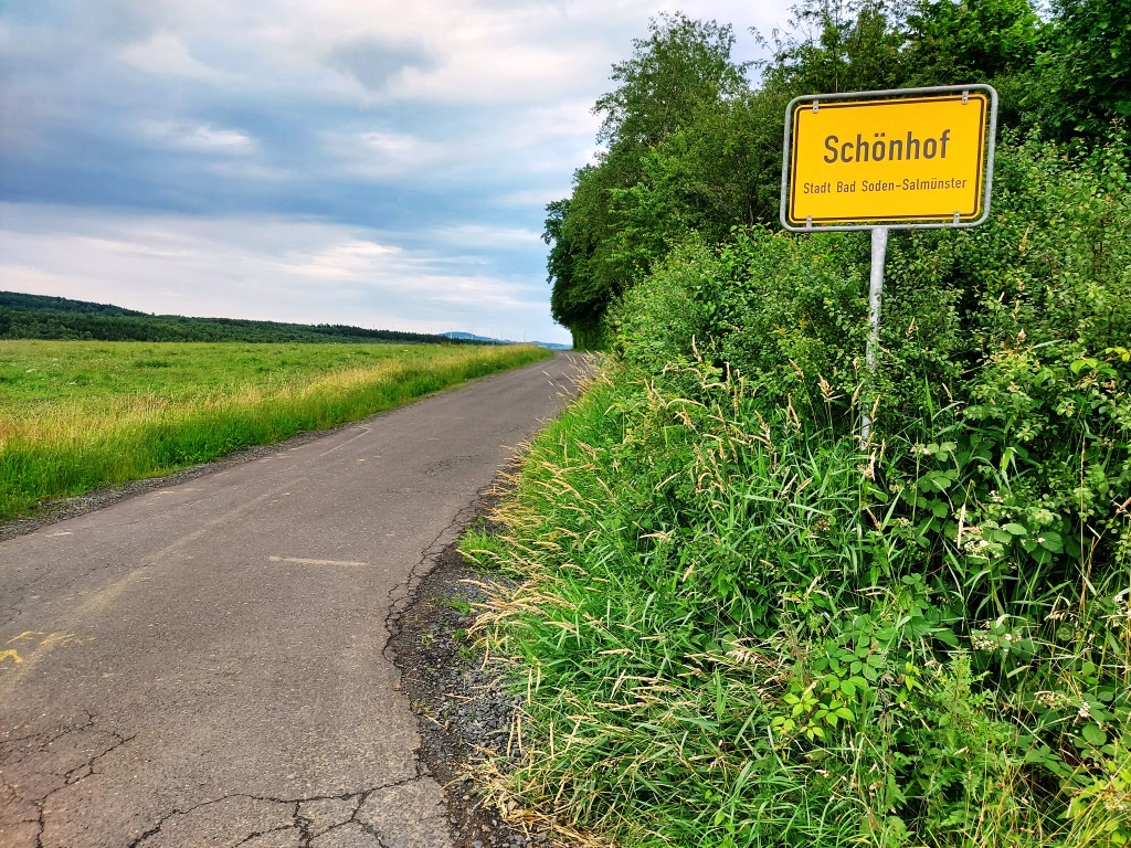 Ortsschild Schoenhof 2021 001