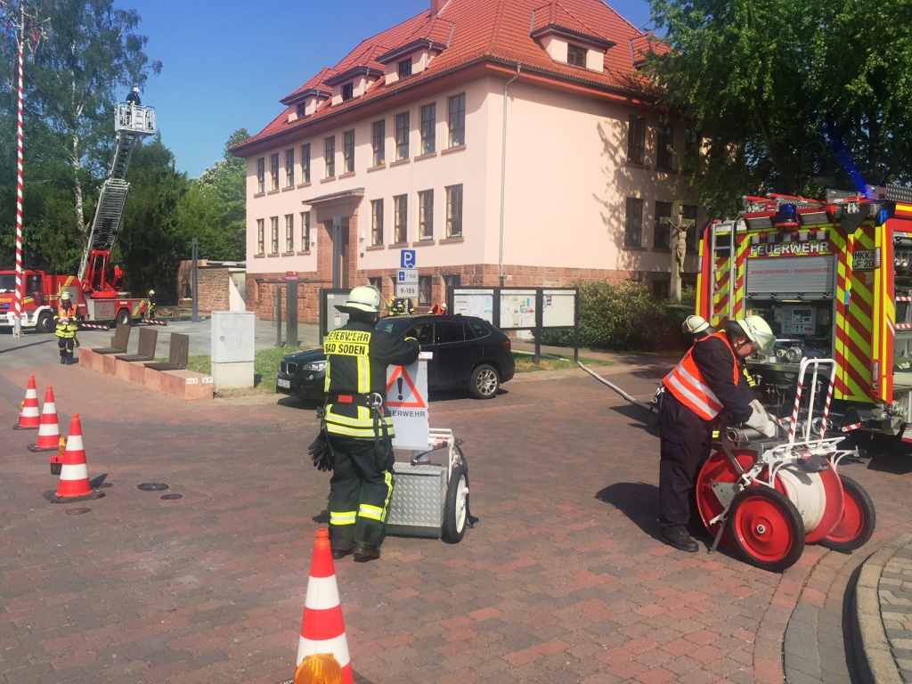 FF BSS Raeumungsuebung Grundschule BS 2018 002