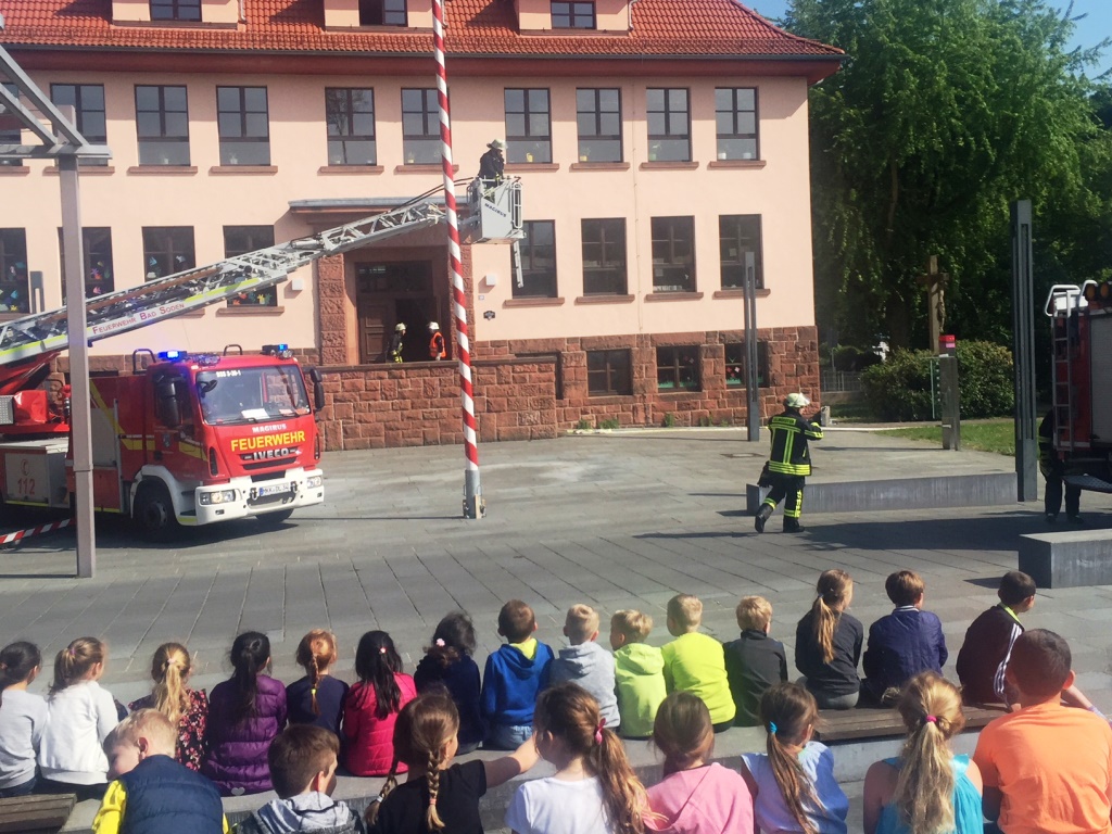 FF BSS Raeumungsuebung Grundschule BS 2018 004