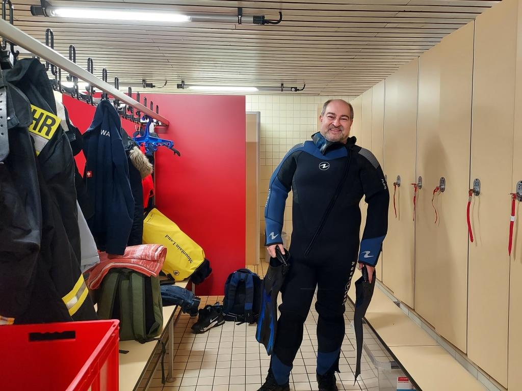 FF Ahl Nikolausschwimmen DLRG Maintal 2024 006